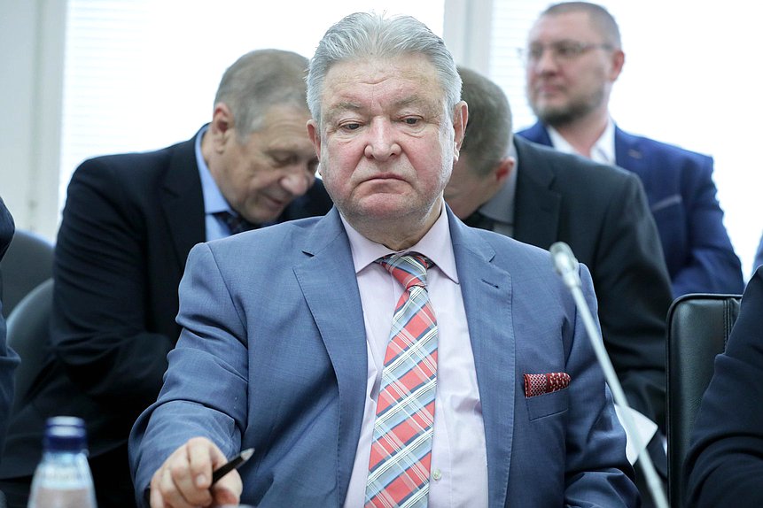 Круглый стол на тему «Развитие рынка природного газа как моторного топлива: проблемы и пути решения» Комитета по энергетике