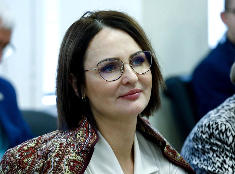 Первый заместитель Председателя Комитета по защите семьи, вопросам отцовства, материнства и детства Татьяна Буцкая