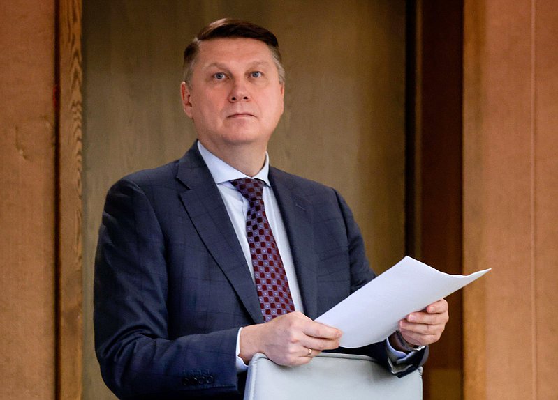 Полномочный представитель Правительства РФ в Государственной Думе Александр Синенко