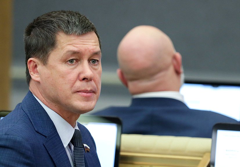 Член Комитета по экологии, природным ресурсам и охране окружающей среды Зариф Байгускаров