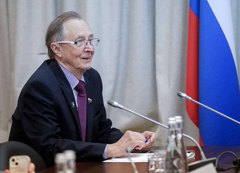 Первый заместитель Председателя Комитета по развитию гражданского общества, вопросам общественных и религиозных объединений Николай Бурляев