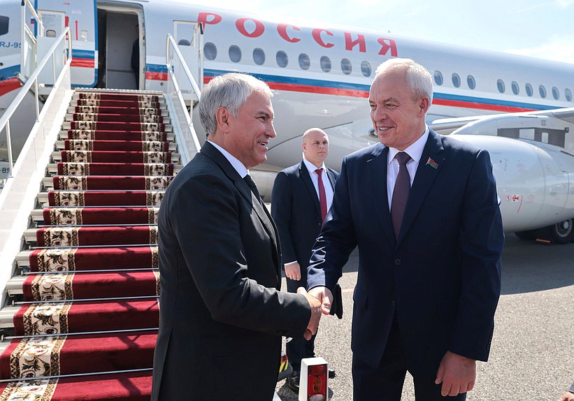 Председатель Государственной Думы Вячеслав Володин и Председатель Палаты представителей Национального собрания Республики Беларусь Игорь Сергеенко