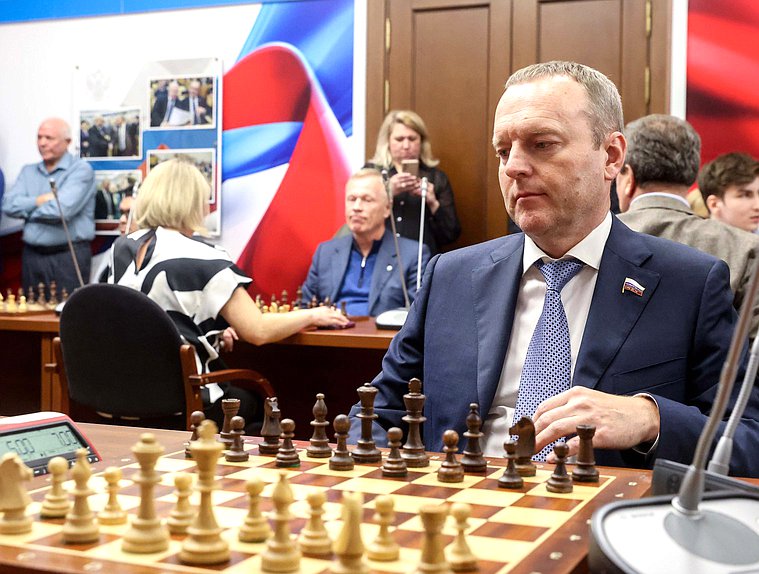 Первый заместитель Председателя Комитета по финансовому рынку Константин Бахарев