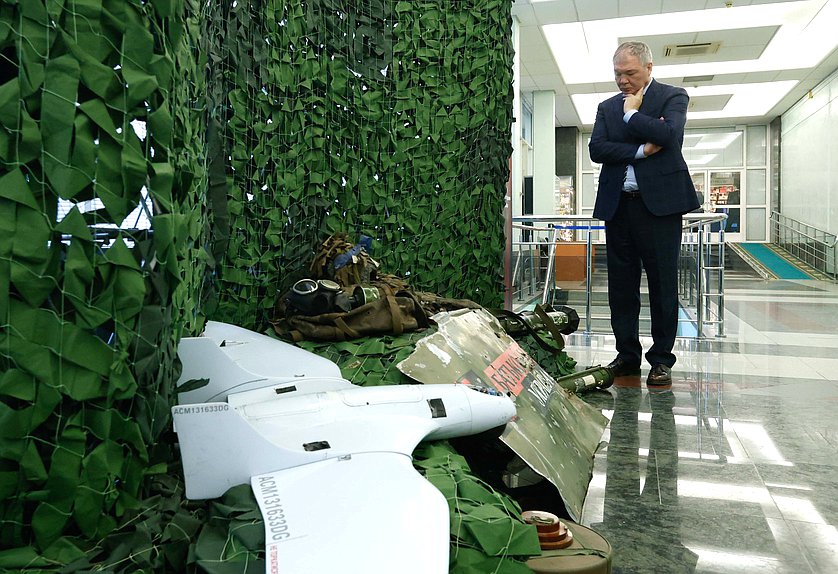 Открытие выставки, посвященной 10-летию создания Федеральной службы войск национальной гвардии РФ и 215-й годовщине войск правопорядка