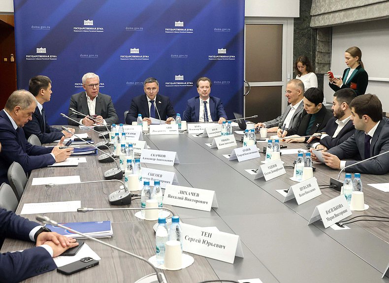 Заседание Комитета по экологии, природным ресурсам и охране окружающей среды