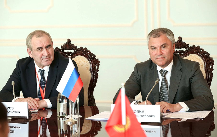 Deputy Chairman of the State Duma Sergei Neverov and Chairman of the State Duma Viacheslav Volodin