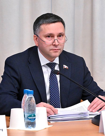 Председатель Комитета по экологии, природным ресурсам и охране окружающей среды Дмитрий Кобылкин