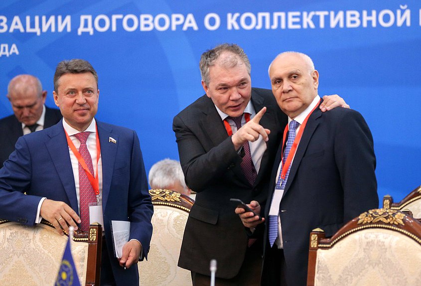 Member of the Committee on Security and Corruption Control Anatolii Vybornyi, Chairman of the Committee on Issues of the Commonwealth of Independent States and Contacts with Fellow Countryman Leonid Kalashnikov and Chief of Staff of the Committee on Issues of the Commonwealth of Independent States and Contacts with Fellow Countryman Mikhail Krotov