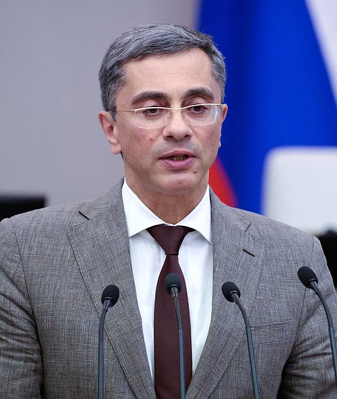 Председатель Комитета по промышленности и торговле Владимир Гутенев