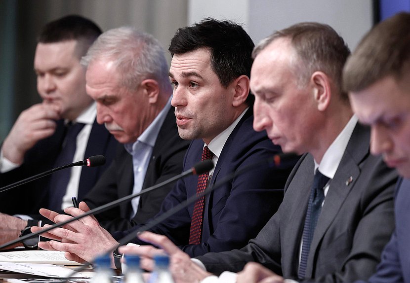 Заседание Экспертного совета по развитию промышленной инфраструктуры (индустриальные парки, технопарки, экотехнопарки и кластеры)