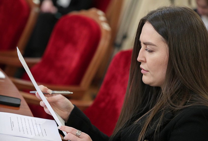 Член Комитета по просвещению Анна Скрозникова