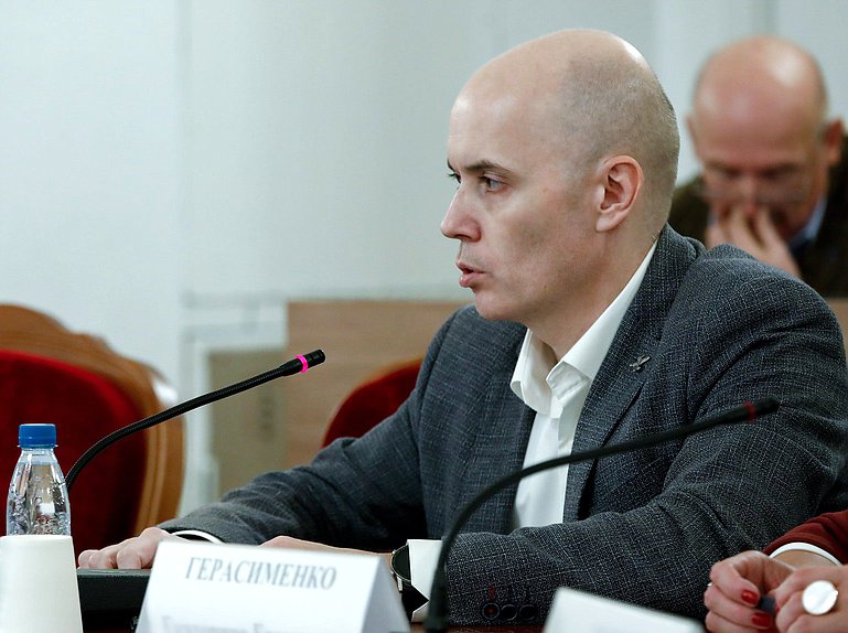 Заседание Экспертного совета при межфракционной рабочей группе по развитию малой авиации на тему «Риски избыточной криминализации сферы услуг в гражданской авиации»