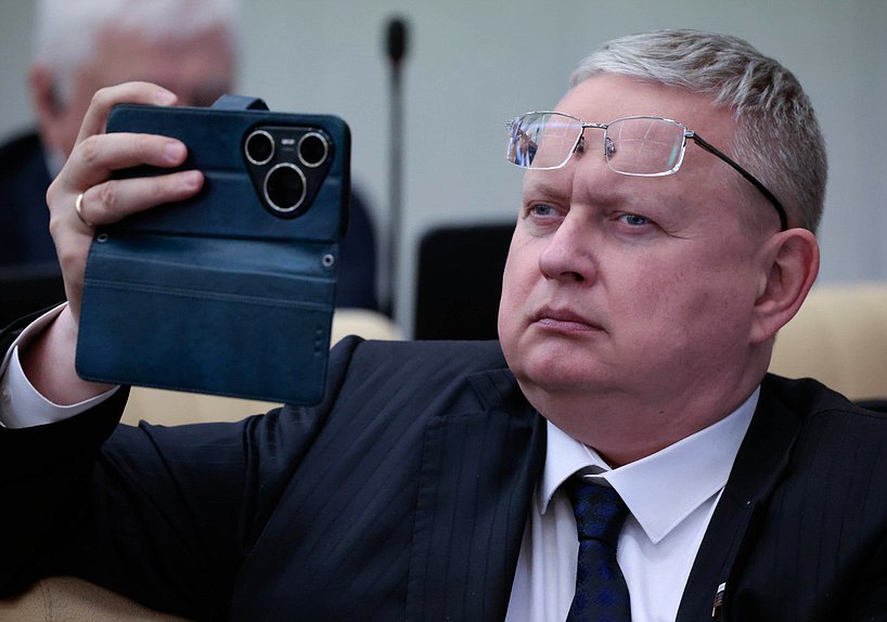 Заместитель Председателя Комитета по экономической политике Михаил Делягин