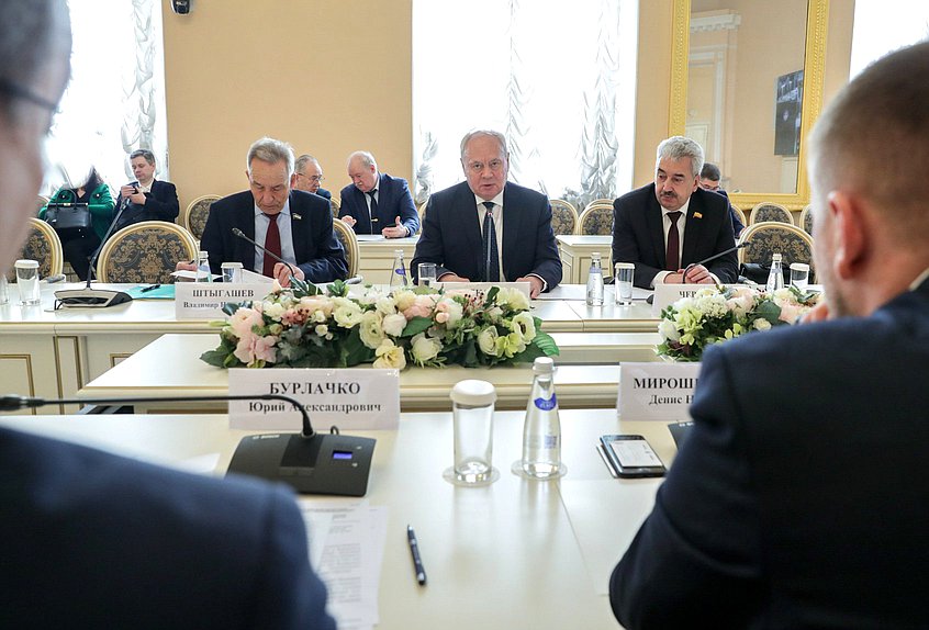 Заседание комиссии по вопросам законодательного обеспечения национальной безопасности и противодействию коррупции