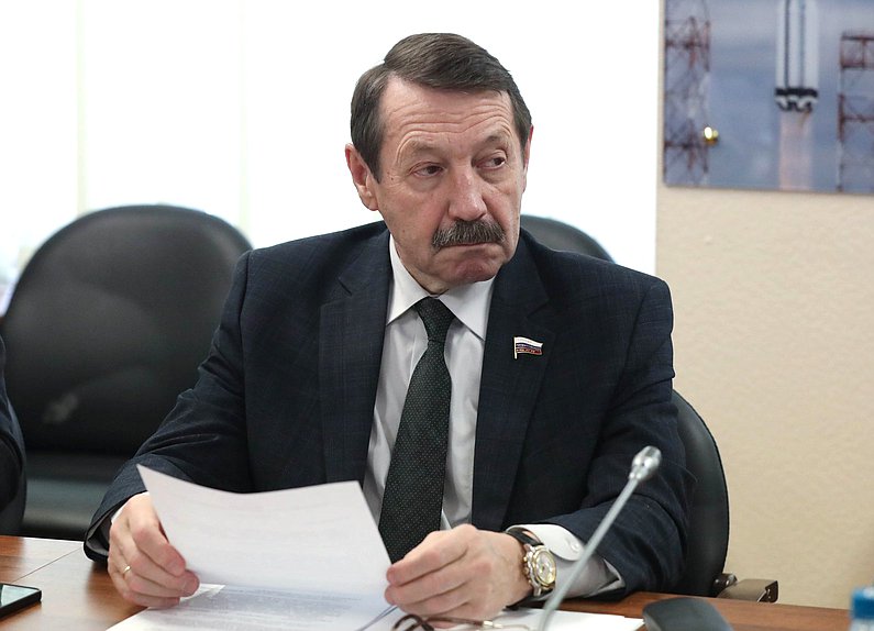 Заместитель Председателя Комитета по промышленности и торговле Геннадий Скляр