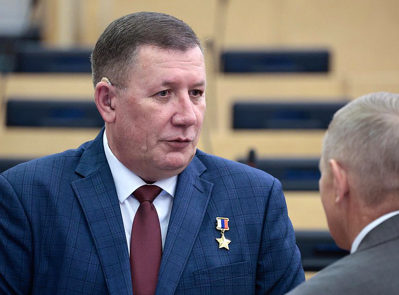 Член фракции "Единая Россия" Александр Янклович