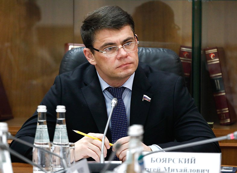 Председатель Комитета по информационной политике, информационным технологиям и связи Сергей Боярский