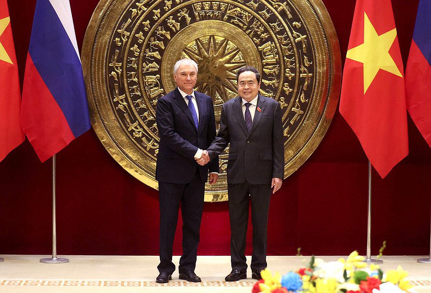 Chairman of the State Duma Vyacheslav Volodin and Chairman of the National Assembly of the Socialist Republic of Vietnam Trần Thanh Mẫn