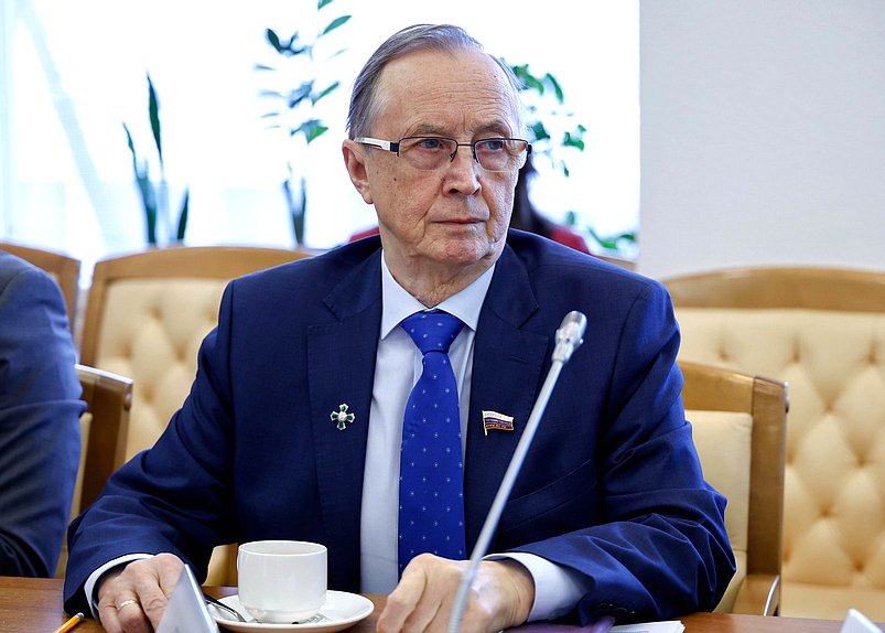 Первый заместитель Председателя Комитета по развитию гражданского общества, вопросам общественных и религиозных объединений Николай Бурляев