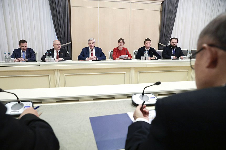Встреча Первого заместителя Председателя Государственной Думы Ивана Мельникова с заместителем Председателя Постоянного комитета Всекитайского собрания народных представителей Ли Хунчжуном