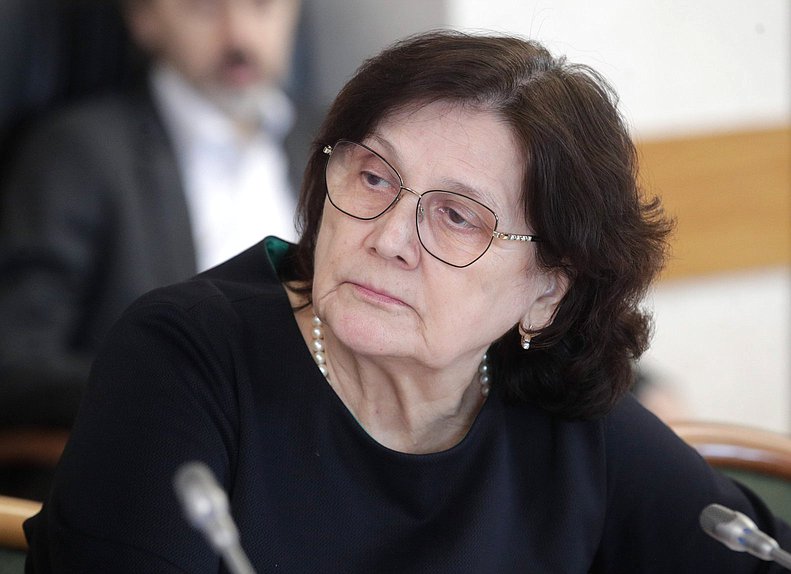 Член Комитета по охране здоровья Рима Утяшева