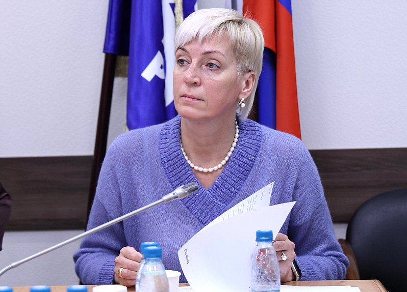 Заместитель Председателя Комитета по просвещению Ирина Ивенских