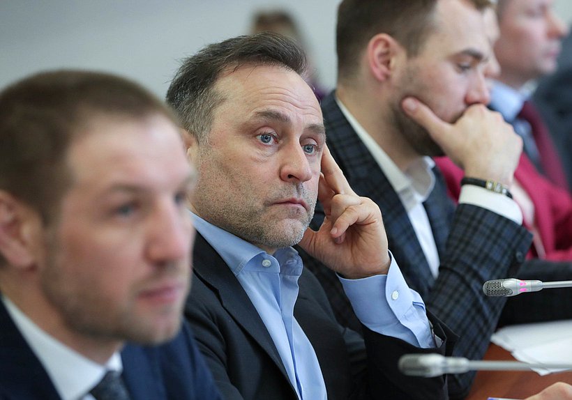 Председатель Комитета по физической культуре и спорту Дмитрий Свищев