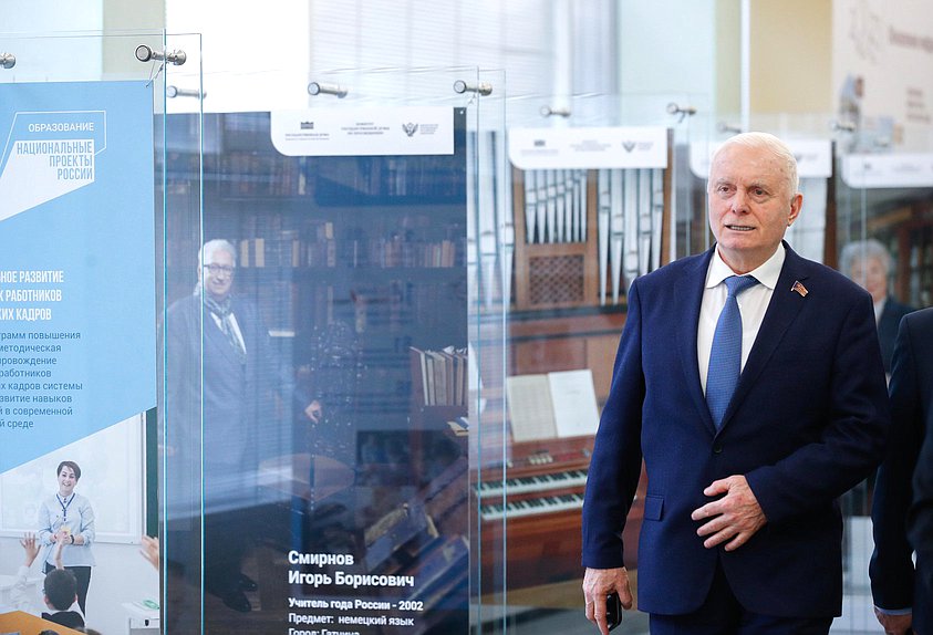 Первый заместитель Председателя Комитета по просвещению Михаил Берулава