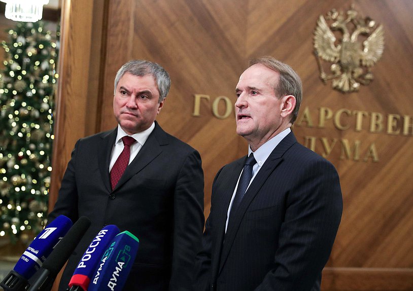 Chairman of the State Duma Viacheslav Volodin and Chairman of the Inter-Factional Parliamentary Association of the Verkhovna Rada of Ukraine ”Inter-Parliamentary Dialogue for Peace: Ukraine-Russia-Germany-France” Viktor Medvedchuk