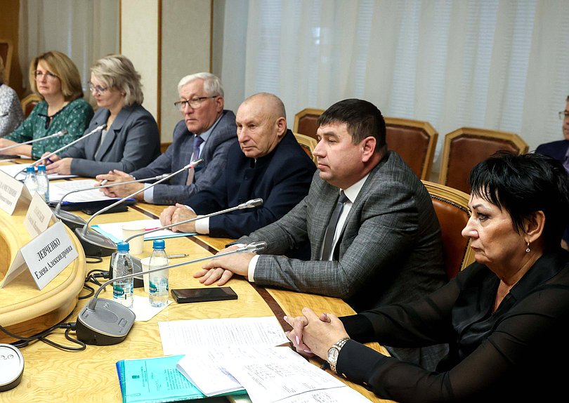 Круглый стол Комитета по аграрным вопросам на тему «Увеличение поголовья скота в малых формах хозяйствования: задачи и перспективы»