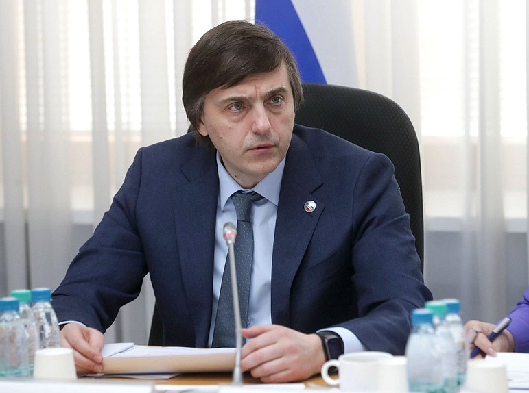 Министр просвещения РФ Сергей Кравцов