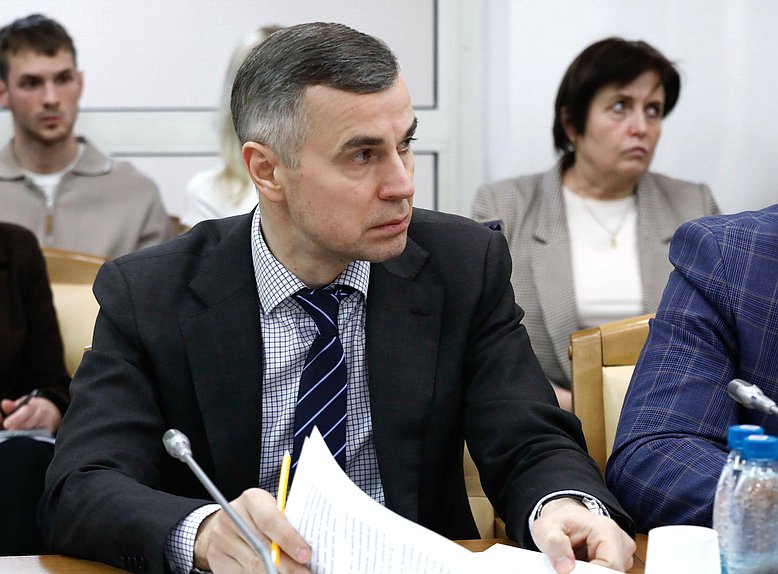 Круглый стол на тему «Актуальные проблемы при совершении сделок с недвижимостью»