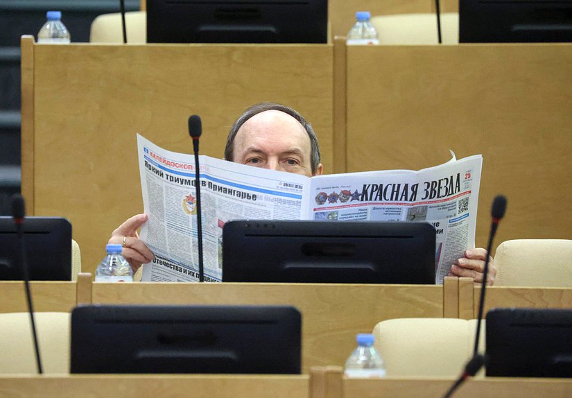 Первый заместитель Председателя Комитета по международным делам Вячеслав Никонов