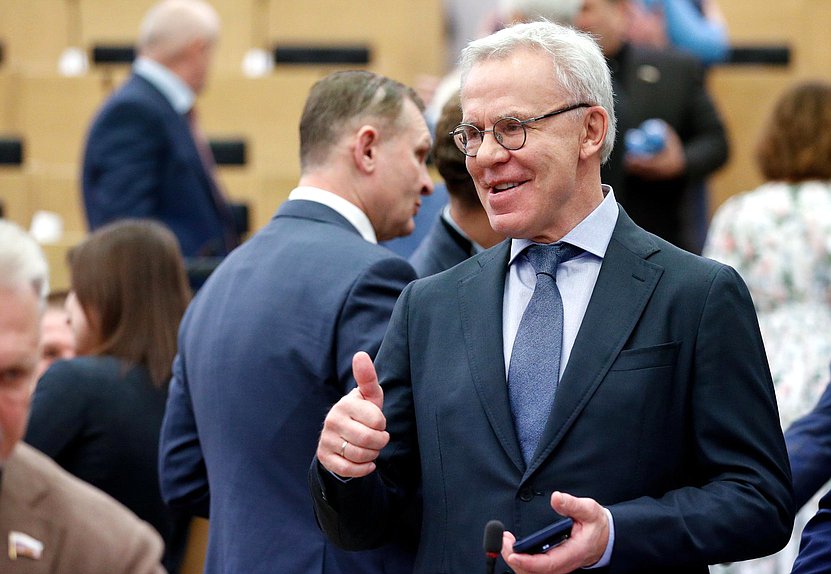 Первый заместитель Председателя Комитета по экологии, природным ресурсам и охране окружающей среды Вячеслав Фетисов