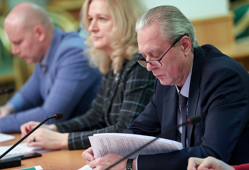 Круглый стол Комитета по аграрным вопросам на тему «Маркировка средствами идентификации продовольственных товаров: результаты введения маркировки, перспективы расширения продовольственной группы товаров»
