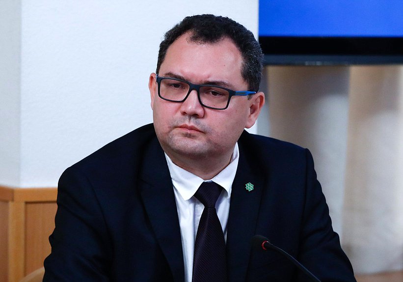 Круглый стол на тему: "Роль некоммерческих организаций в системе государственной профориентации"