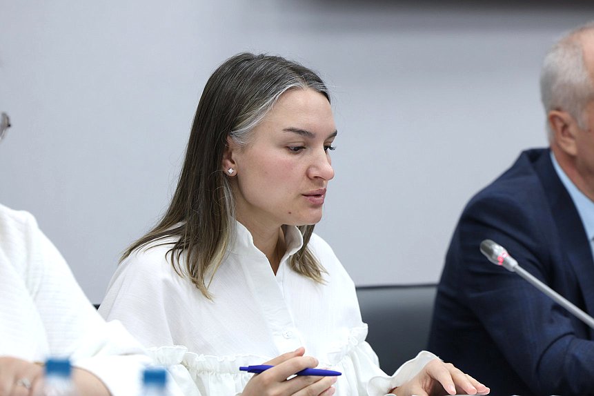 Заседание Комитета по защите семьи, вопросам отцовства, материнства и детства