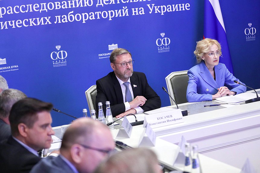 Deputy Speaker of the Federation Council Konstantin Kosachev and Deputy Chairwoman of the State Duma Irina Yarovaya