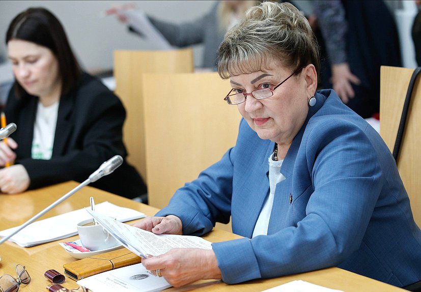 Член Комиссии по Регламенту и обеспечению деятельности Государственной Думы Ольга Алимова