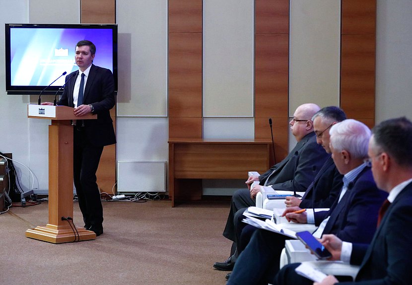 Парламентские слушания на тему «Совершенствование законодательного регулирования обязательного страхования гражданской ответственности владельцев транспортных средств в части восстановительного ремонта поврежденного транспортного средства»