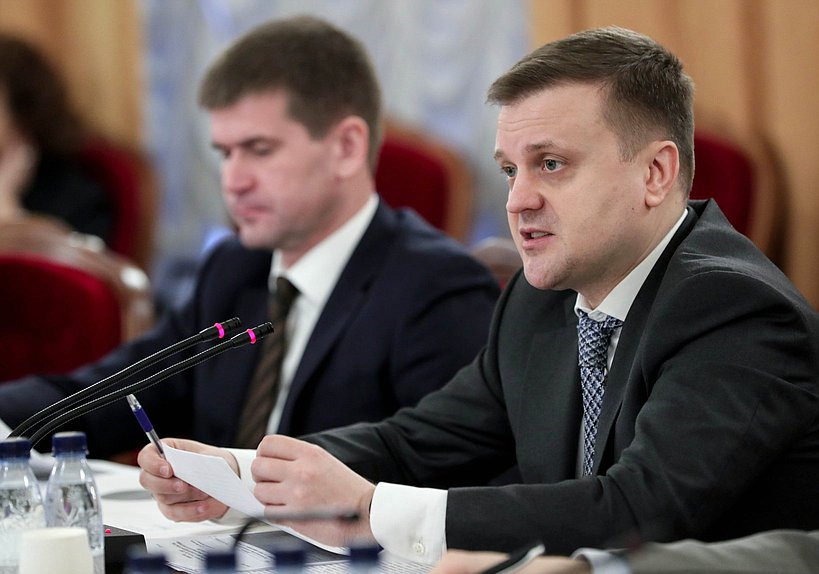 Председатель Комитета по региональной политике и местному самоуправлению Алексей Диденко