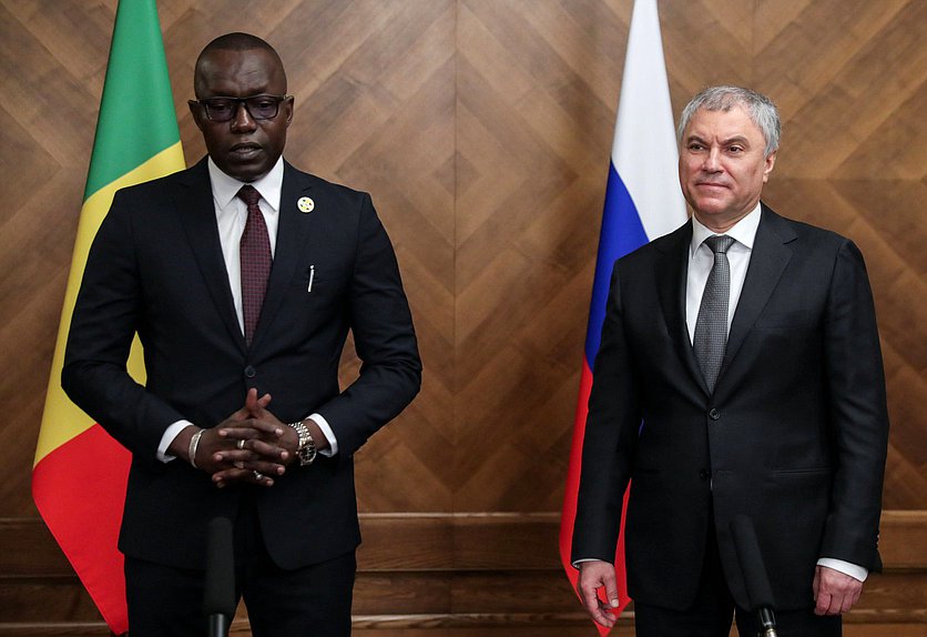 Chairman of the State Duma Vyacheslav Volodin and President of the National Transitional Council of the Republic of Mali Malick Diaw