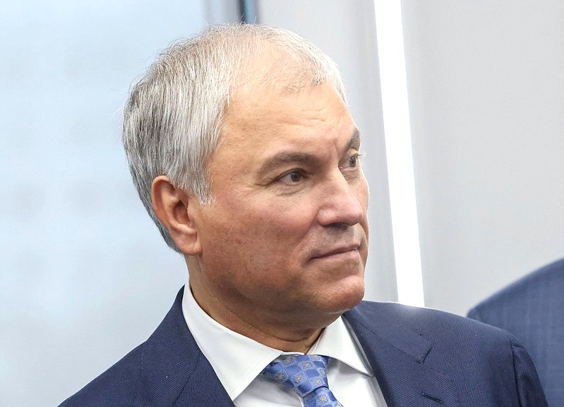 Председатель Государственной Думы Вячеслав Володин. Выездное заседание Совета Государственной Думы по вопросу организации предоставления среднего профессионального образования с учетом особого порядка проведения ГИА-9 в рамках пилотного проекта (Центр практического обучения "Профессии будущего")