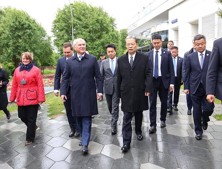Chairman of the State Duma Vyacheslav Volodin and Chairman of the Standing Committee of the National People's Congress of China Zhao Leji