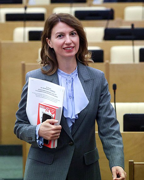 Первый заместитель Председателя Комитета по государственному строительству и законодательству Ирина Панькина