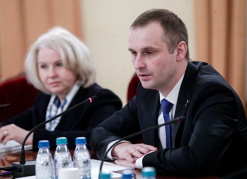 Председатель Комитета по охране здоровья Сергей Леонов