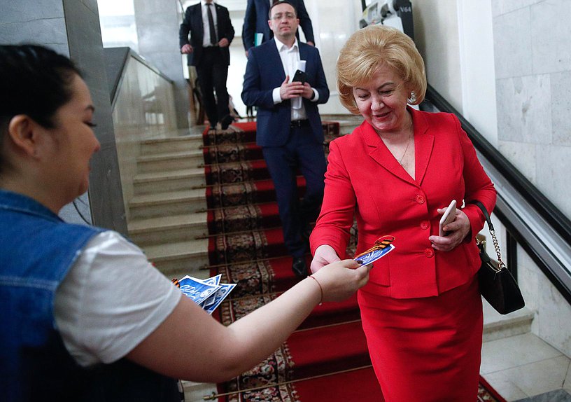 Член Комитета по бюджету и налогам Валентина Артамонова