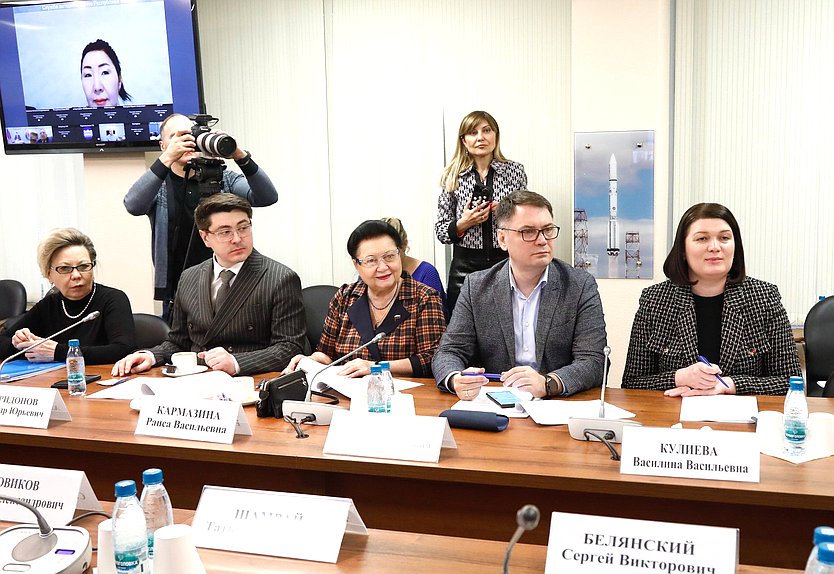 Заседание рабочей группы Комитета по защите семьи, вопросам отцовства, материнства и детства по совершенствованию законодательства, направленного на защиту граждан от нападения бездомных животных