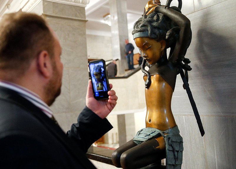 Открытие выставки, посвященной 25-летию творческой деятельности скульптора Андрея Осташова