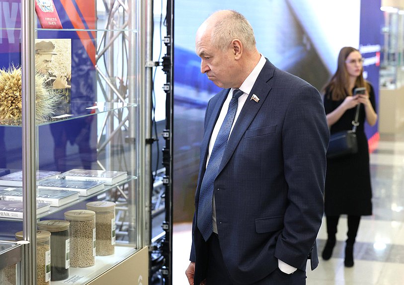 Открытие выставки «Курган — между прошлым и будущим. Технологический суверенитет: инженерный и производственный потенциал Курганской области — гарантия конкурентоспособности на внутреннем и внешних рынках»